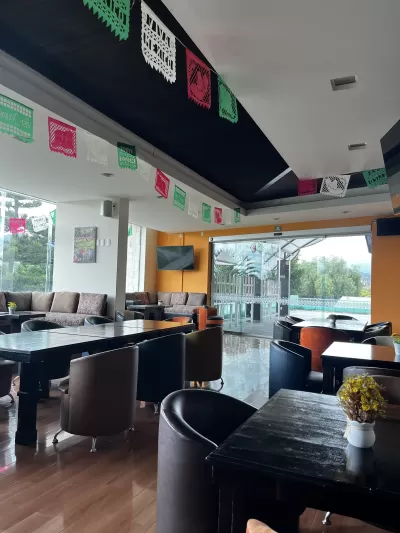 Restaurante y Bar
